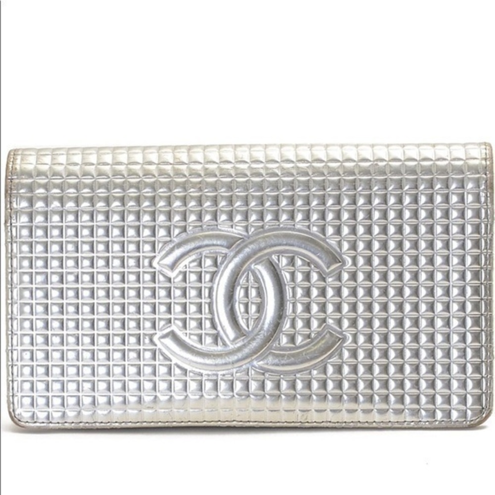 Chanel Silver Metallic Paten Leather Wall…